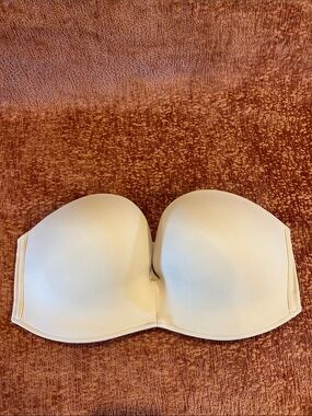 Strapless Nude Push-Up Bra -Size 38DD